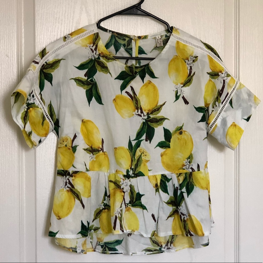 Lemon Short Sleeved Top